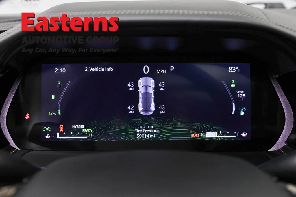 Used 2022 Silver Jeep 4xe image 18