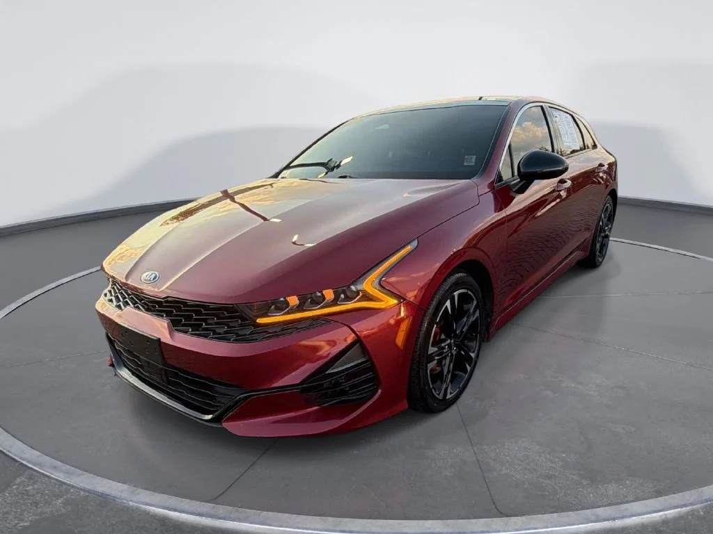 Used 2021 Red Kia GT-Line image 3