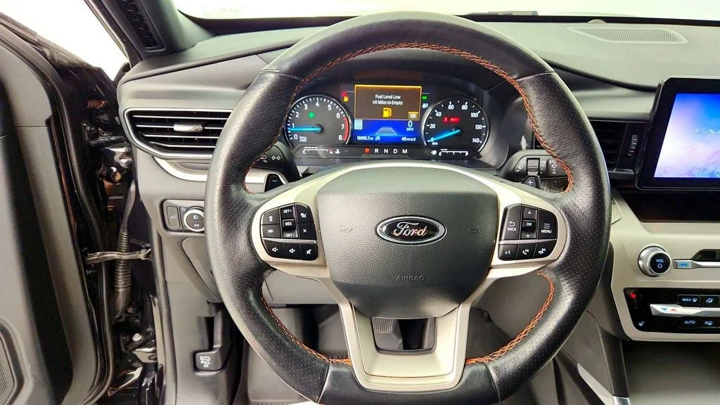 Used 2023 Agate Black Metallic Ford Timberline 4WD w/ Technology Pkg & Moonroof image 14