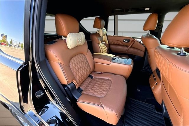 Used 2024 Black INFINITI Sensory image 27