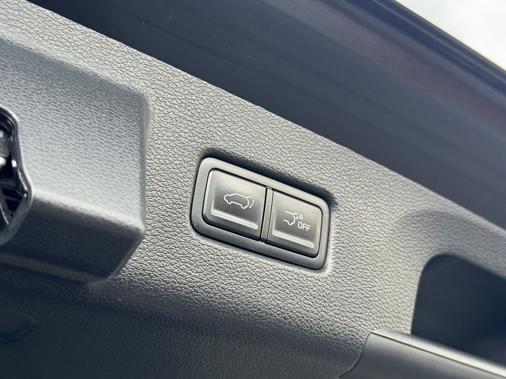 Used 2024 Black Kia SX X-Pro image 12