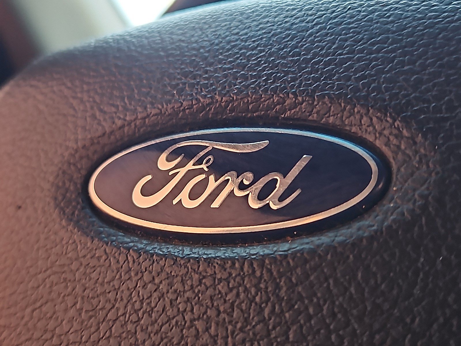 Used 2016 Shadow Black Ford XL image 30