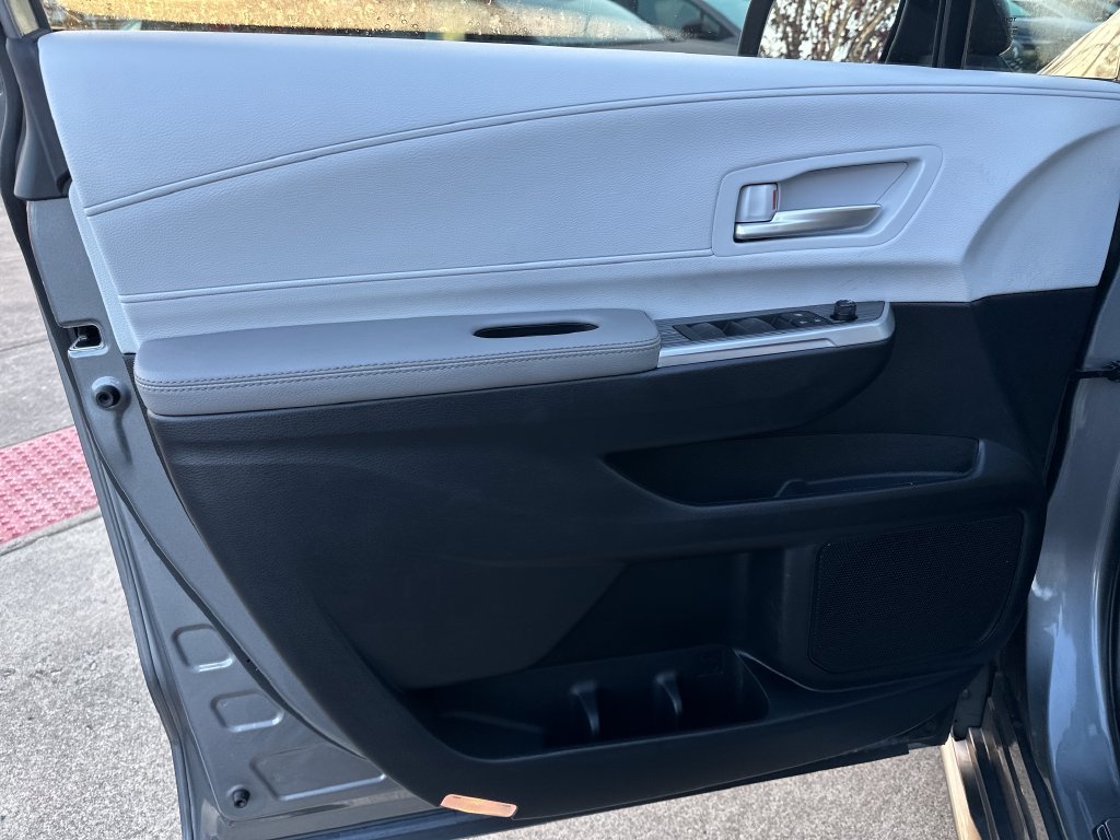 Used 2026 Heavy Metal Toyota XLE image 11