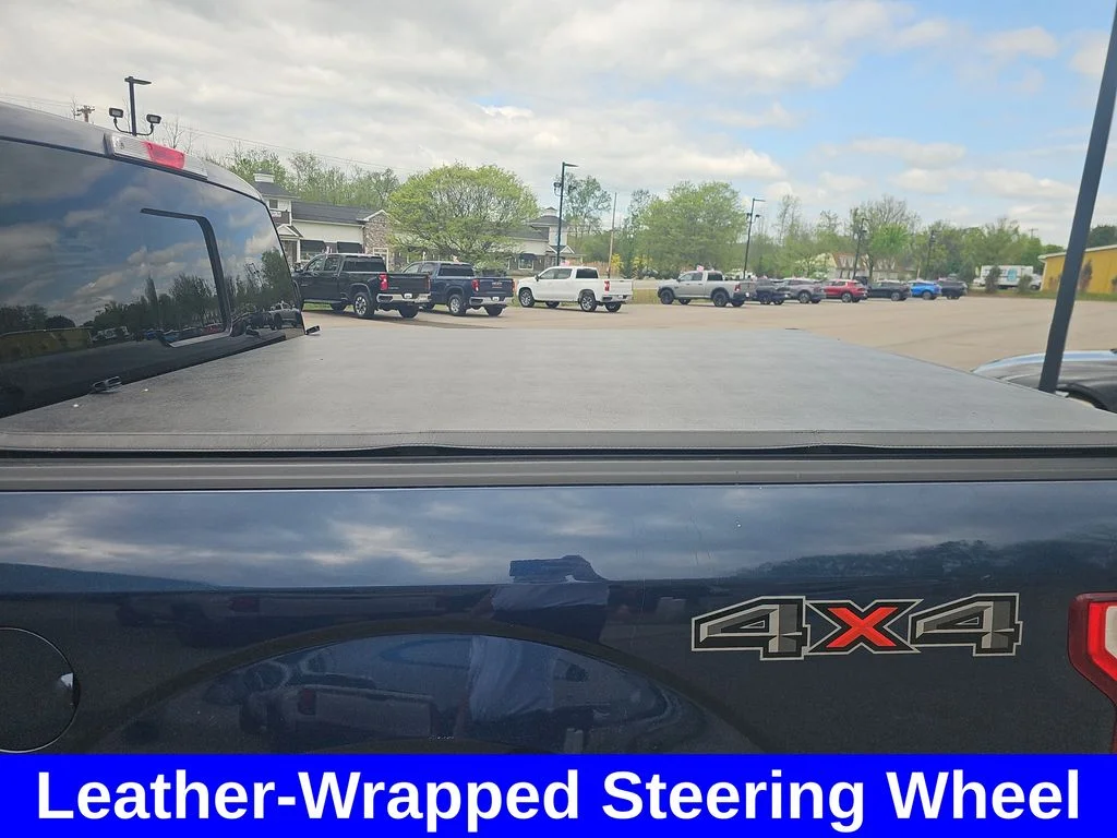 Used 2018 Blue Ford XLT image 21