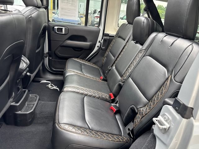 Used 2022 Silver Zynith Clearcoat Jeep Unlimited High Altitude image 12