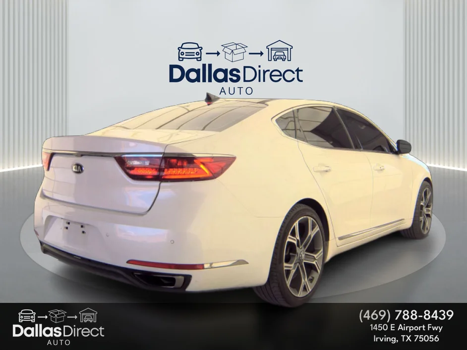 Used 2017 Snow White Pearl Kia Limited image 6