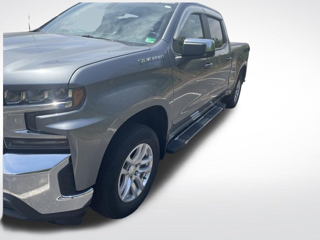 Used 2020 Gray Chevrolet LT image 6