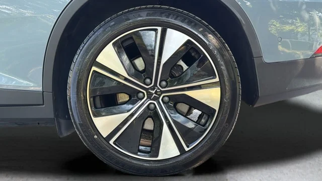 Used 2024 Thunder Metallic Polestar Long Range Single Motor image 42
