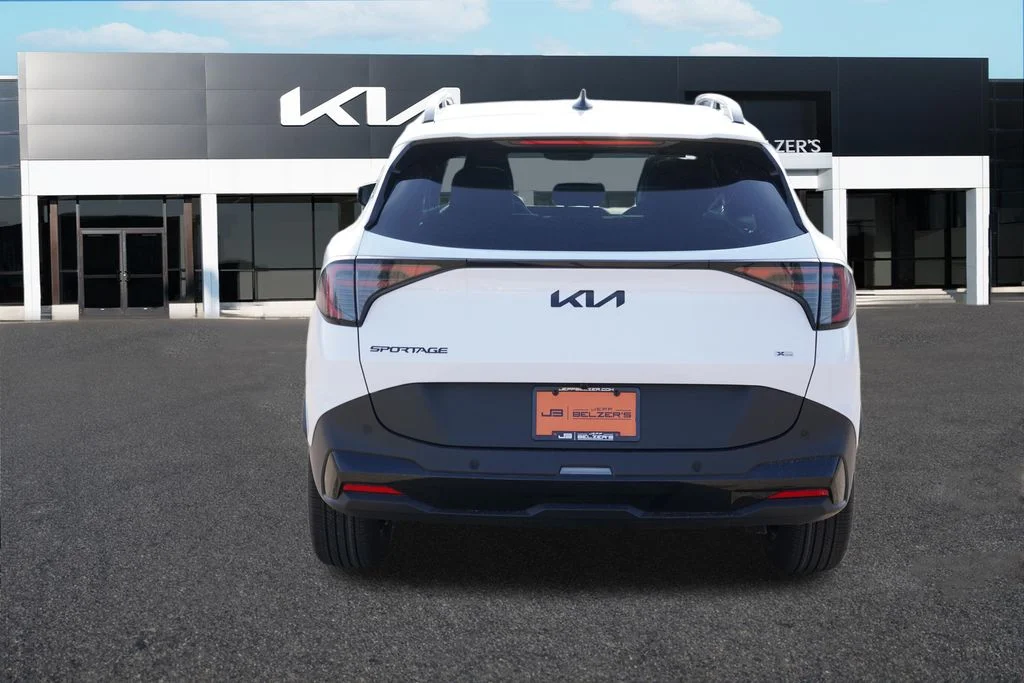 New 2026 Glacial White Pearl Kia X-Line image 4