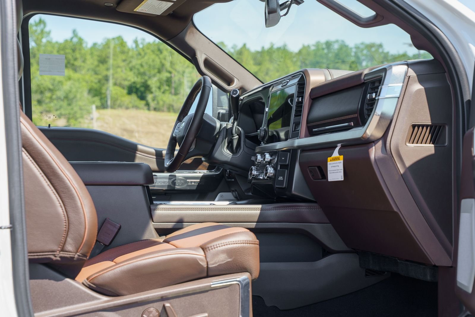 New 2026 Star White Metallic Tri-Coat Ford F-250® King Ranch® image 12