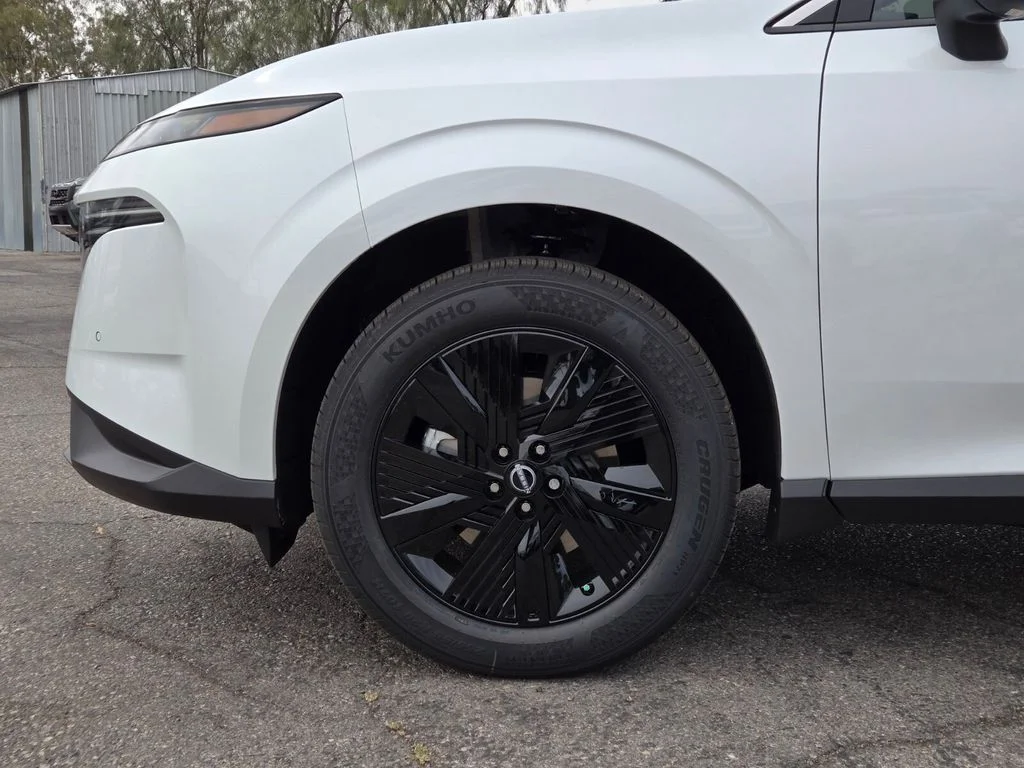 New 2026 Everest White Pearl TriCoat Nissan SV image 5