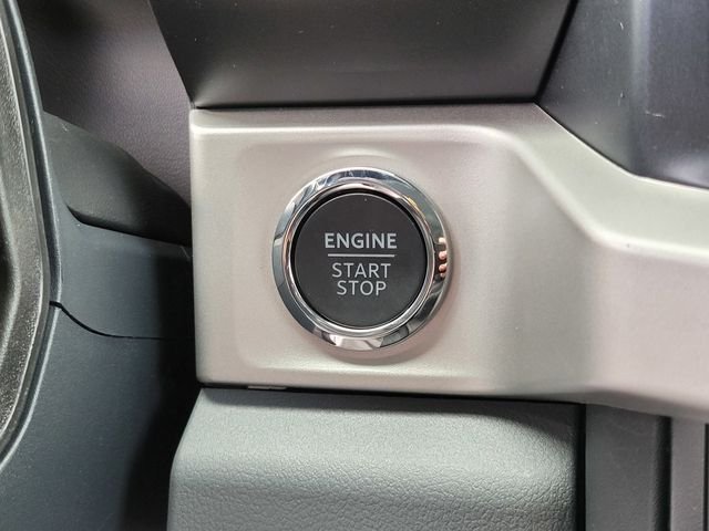 New 2026 Oxford White Ford F-250® XLT image 48