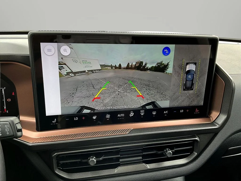 New 2026 Carbonized Gray Metallic Ford Outer Banks® image 19