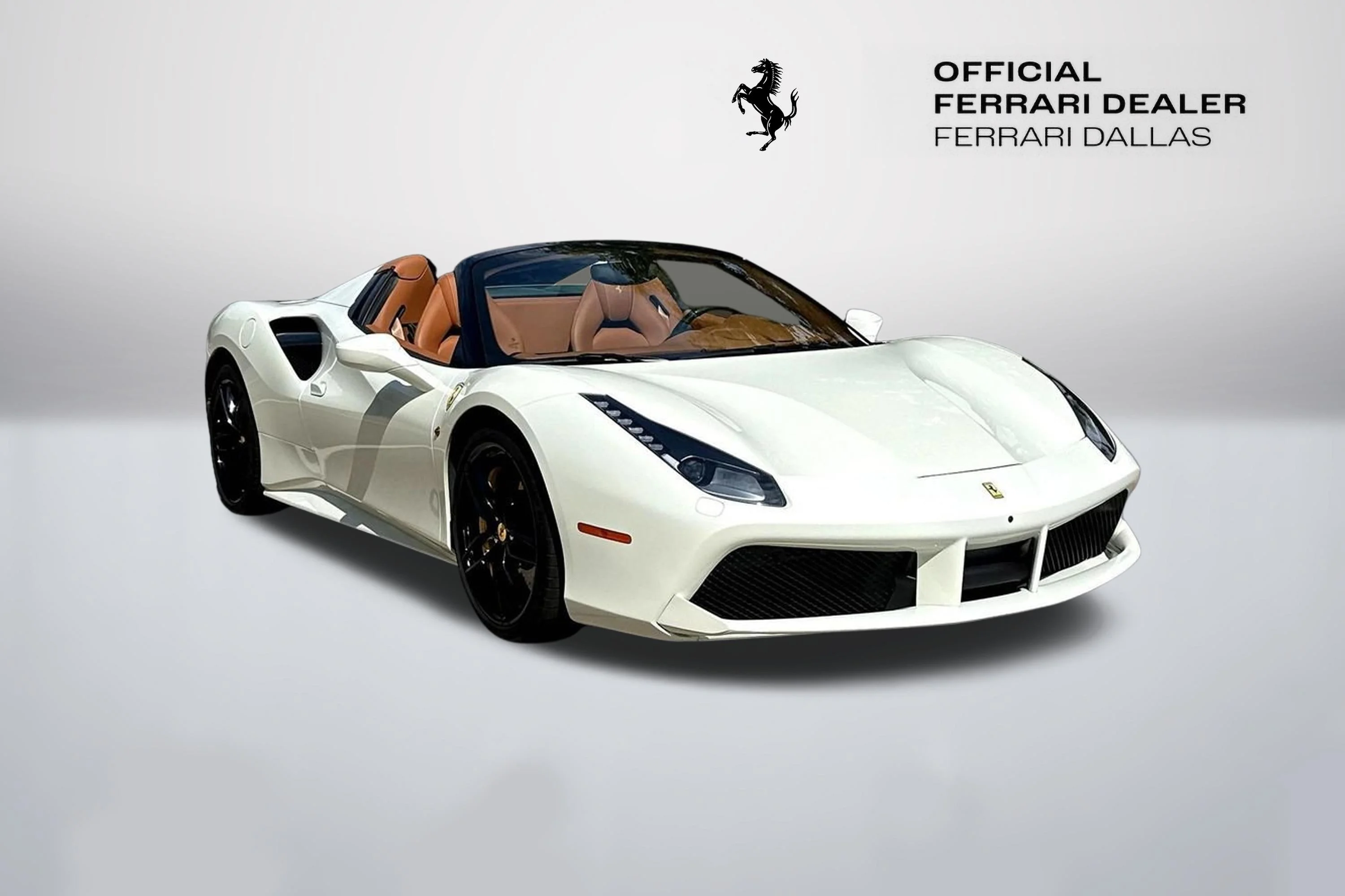 Used 2018 Bianco Avus Ferrari  image 1