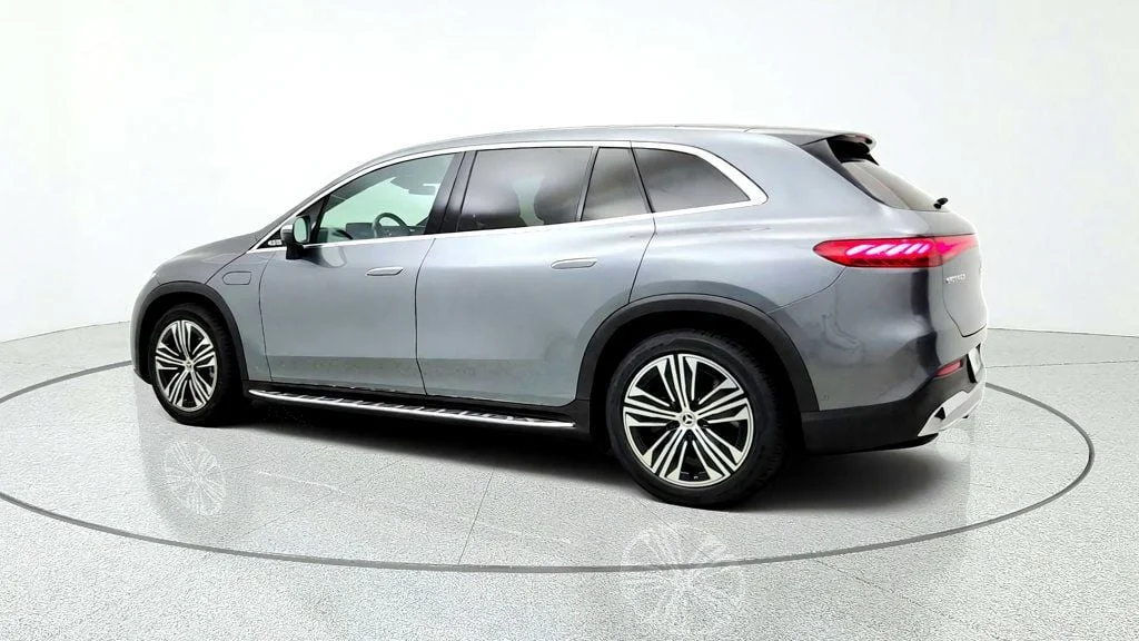 Used 2023 Selenite Grey Metallic Mercedes-Benz EQS 450 4MATIC® SUV image 7