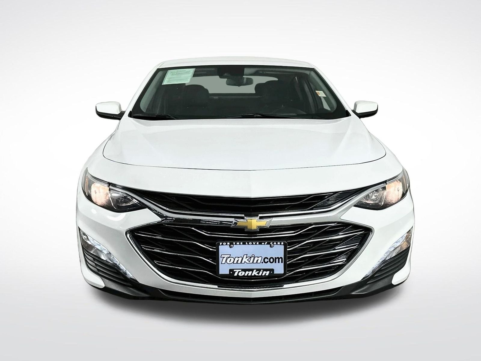 Used 2023 Summit White Chevrolet LT image 1
