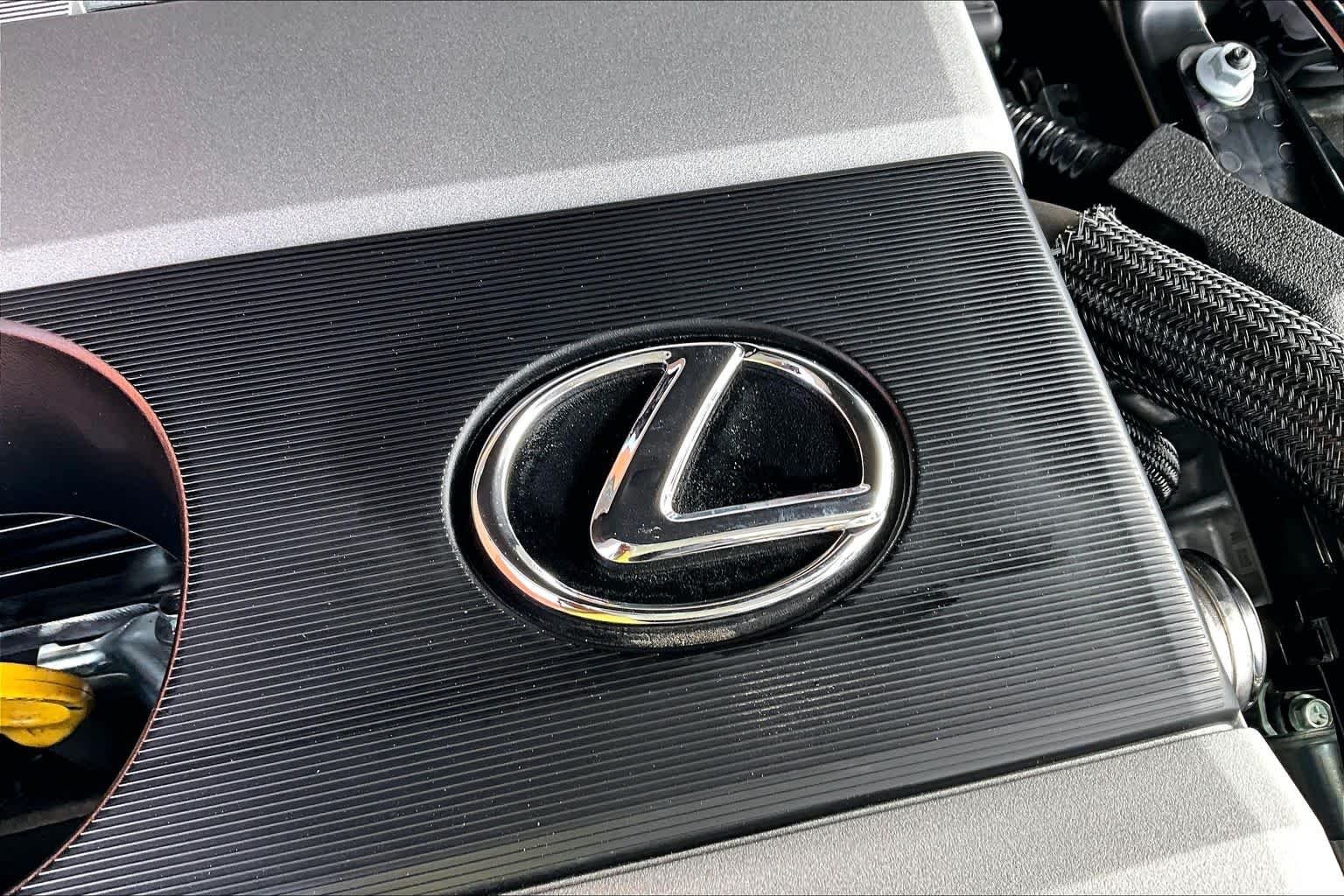 Certified Used 2024 Eminent White Pearl Lexus  image 33
