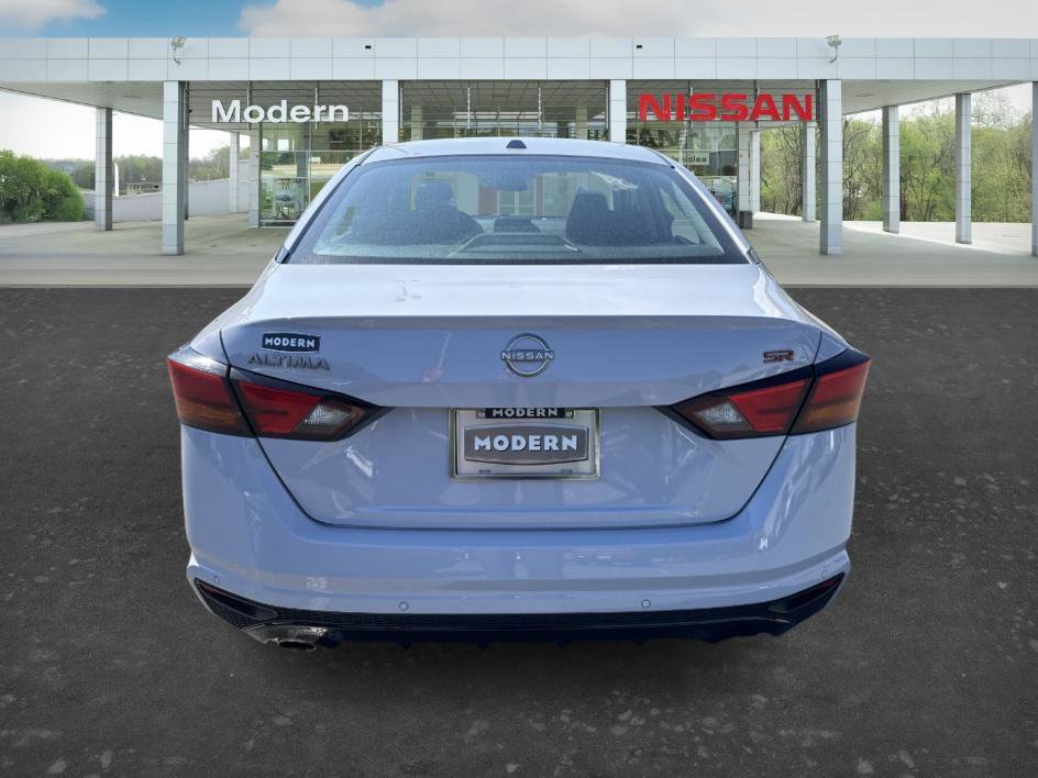 Used 2024 Gray Sky Pearl Nissan 2.5 SR image 4