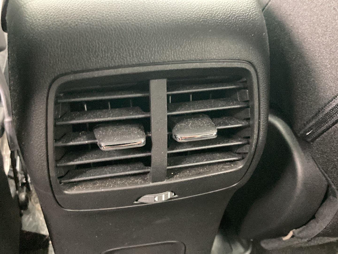 Used 2023 Vapor Blue Ford Active image 15