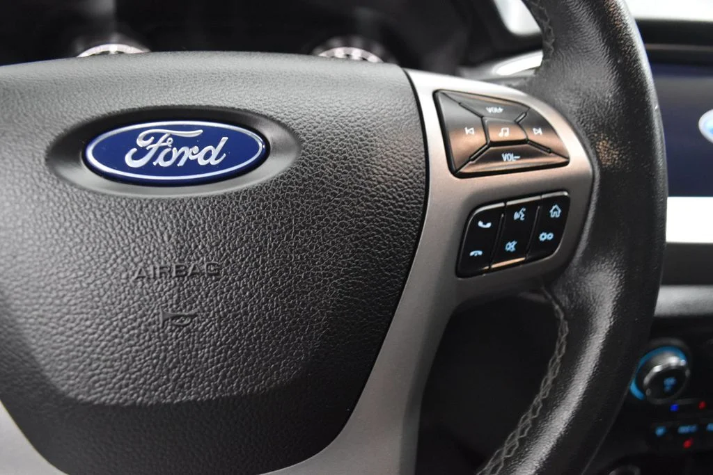 Used 2021 Black Ford XLT image 16