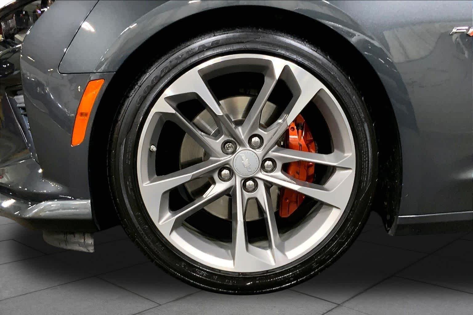 Used 2017 Nightfall Gray Metallic Chevrolet 2SS image 11