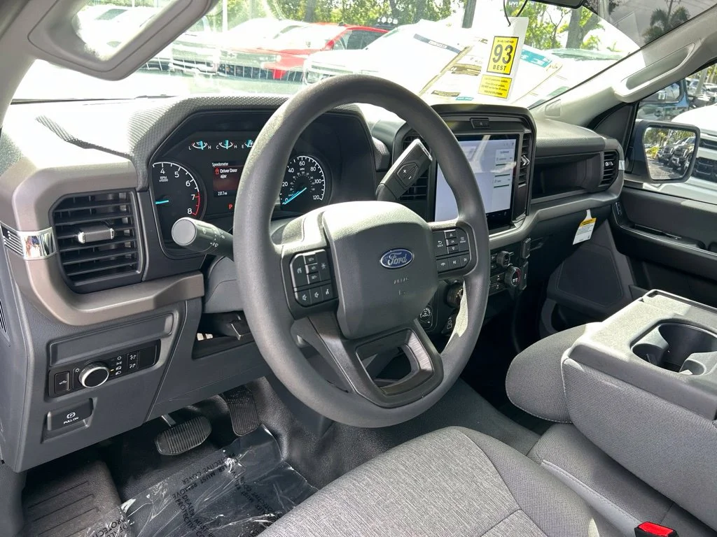 New 2026 Oxford White Ford XL image 15