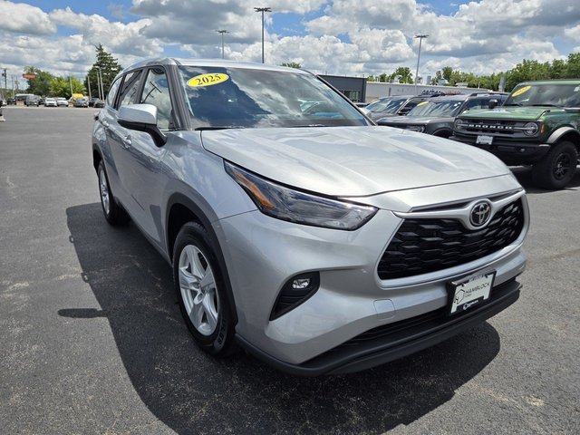 2025 Toyota Highlander XLE
