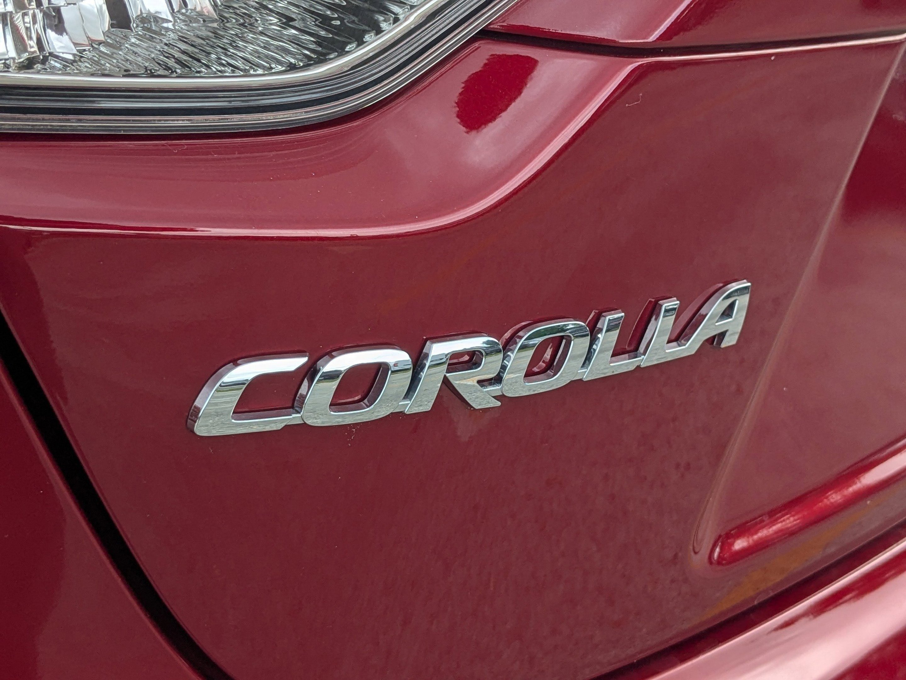 2024 Toyota Corolla LE - Photo 31