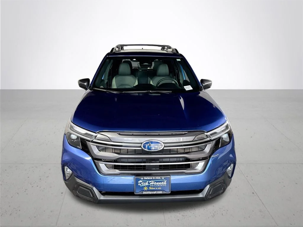 New 2026 DAYBREAK BLUE PEARL Subaru Limited image 3