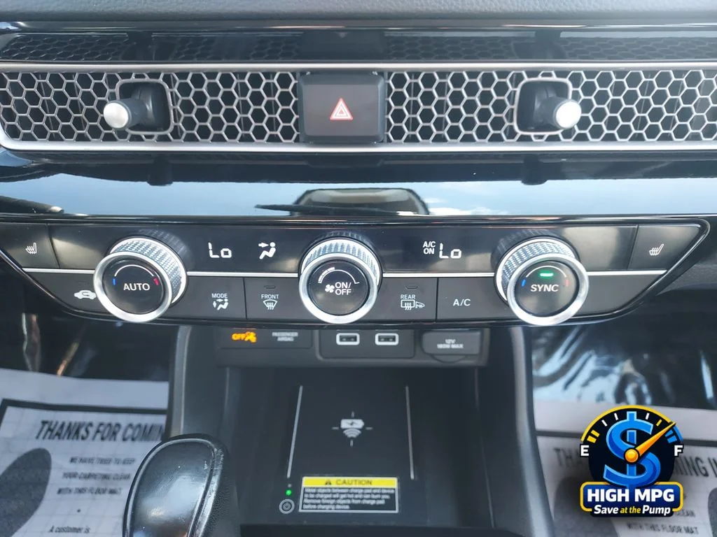 Certified Used 2022 Lunar Silver Metallic Honda TOURING image 19