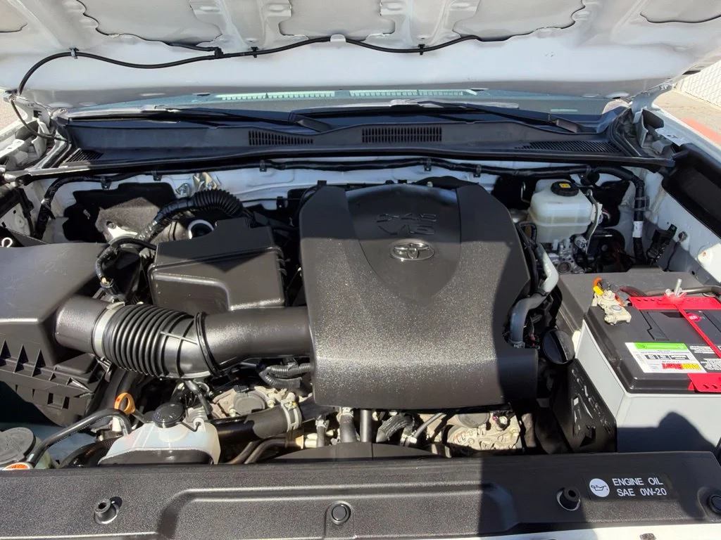 Used 2019 White Toyota TRD Off-Road image 20
