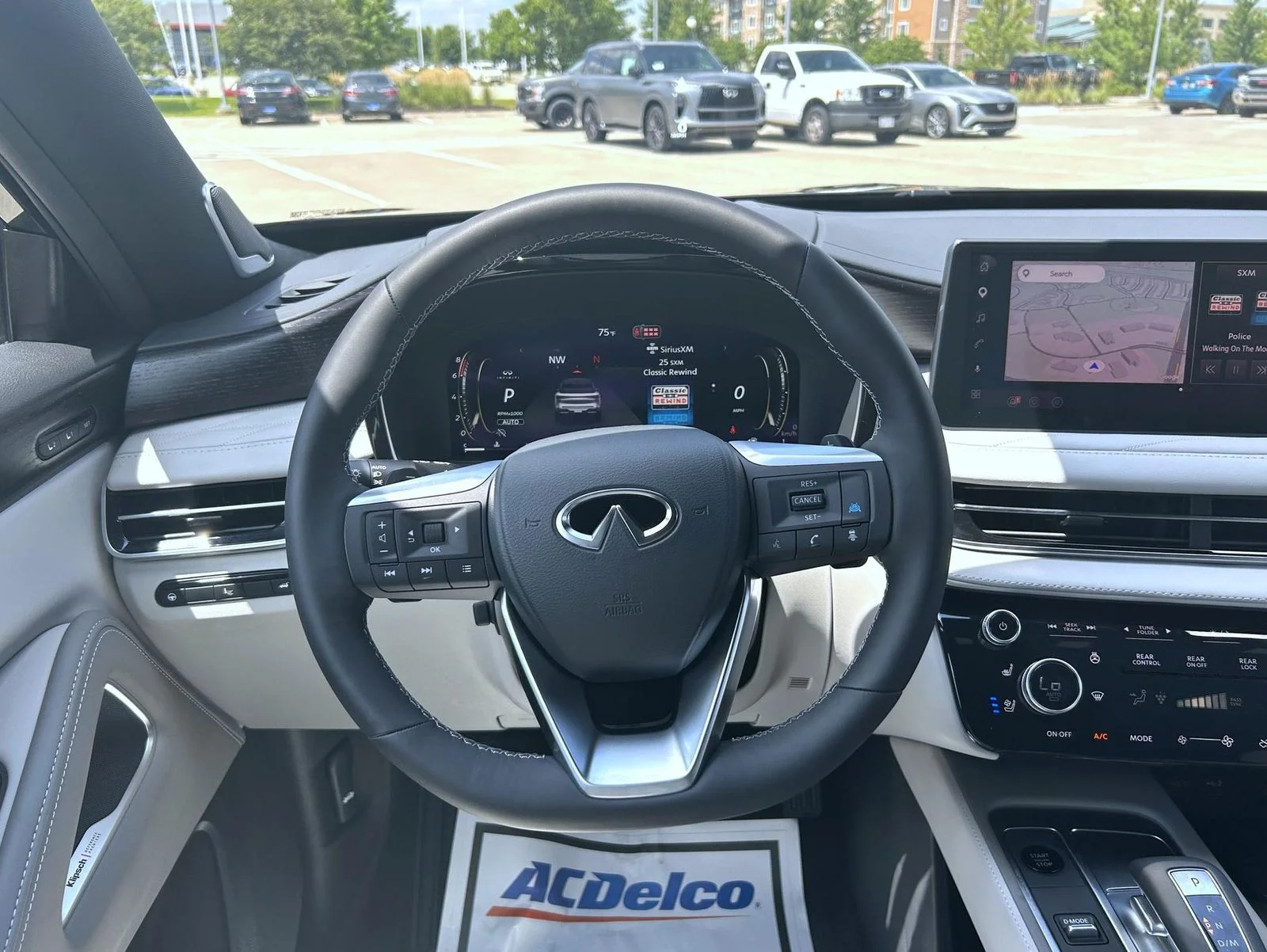 New 2027 Black INFINITI Autograph image 11
