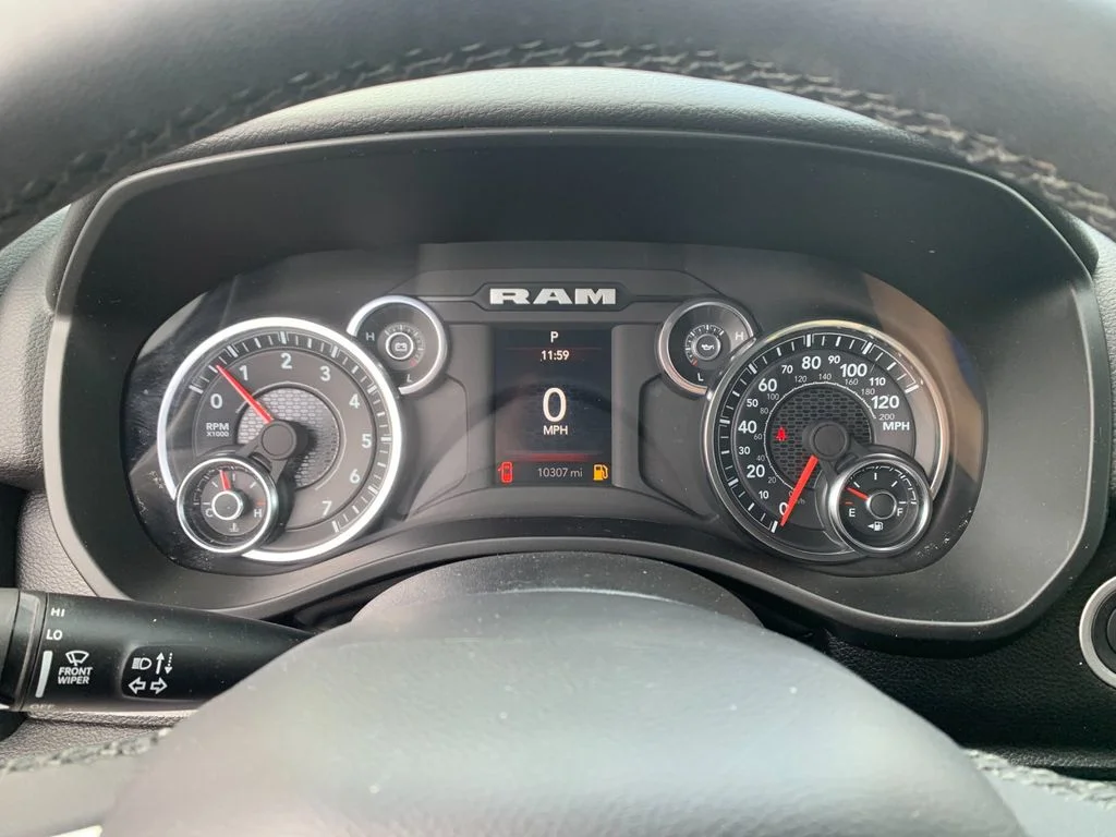 Used 2025 Silver Ram Big Horn/Lone Star image 29