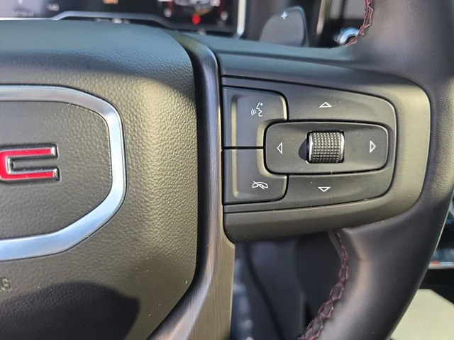 Used 2025 White GMC AT4X image 19