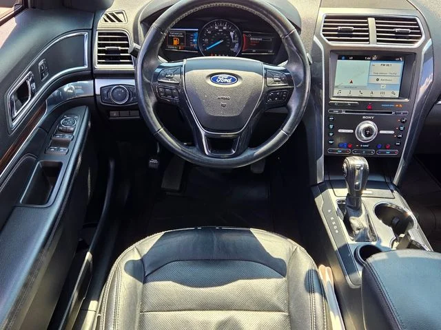 Used 2018 Gray Ford Limited image 13