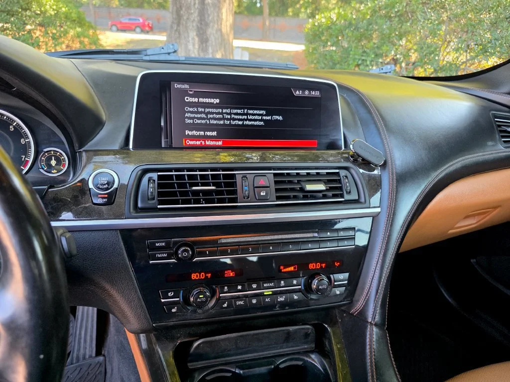 Used 2018  BMW 650i xDrive image 17