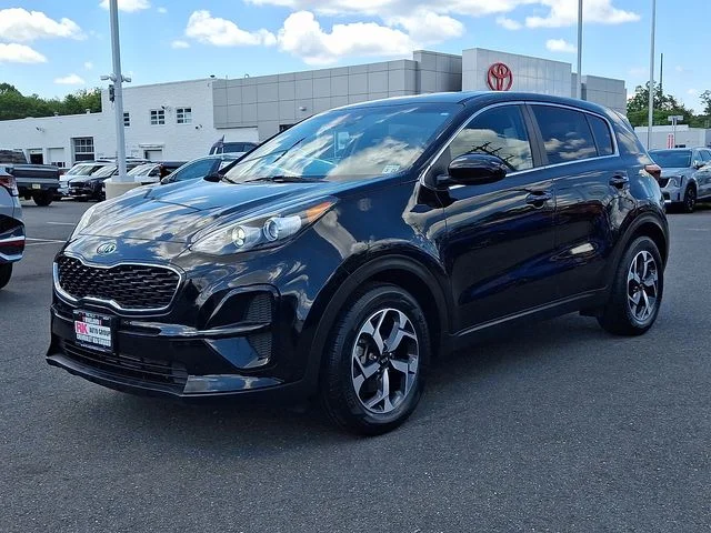 Used 2020 Red Kia LX image 4