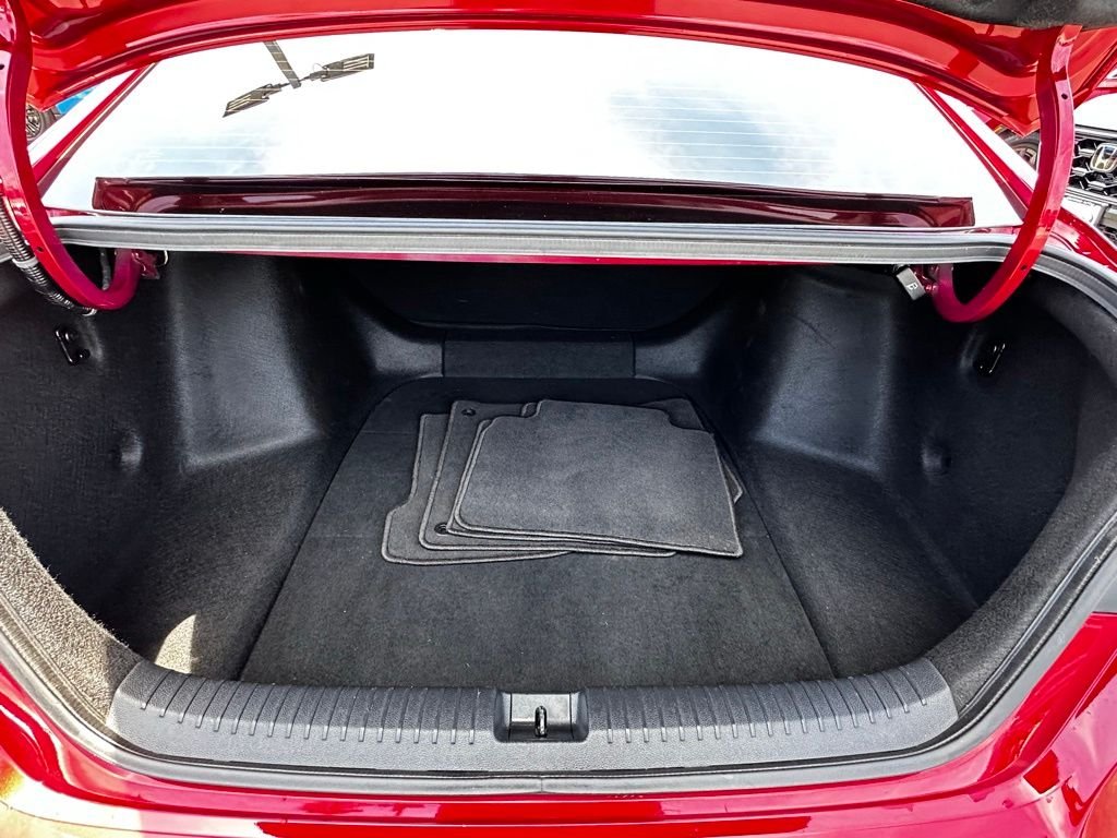 Used 2023 Red Honda LX image 8
