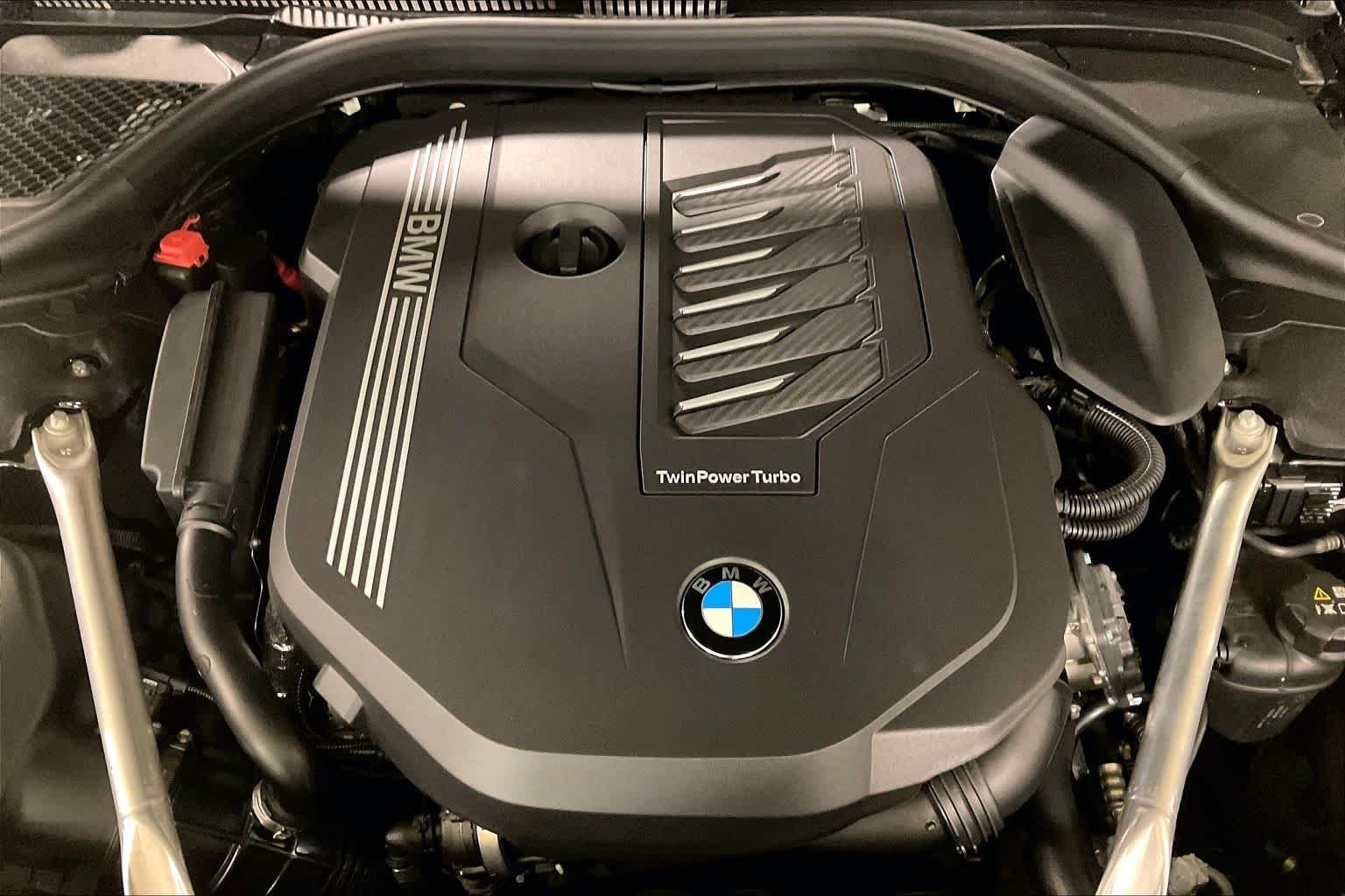 2026 BMW 8 Series 840i - Photo 17