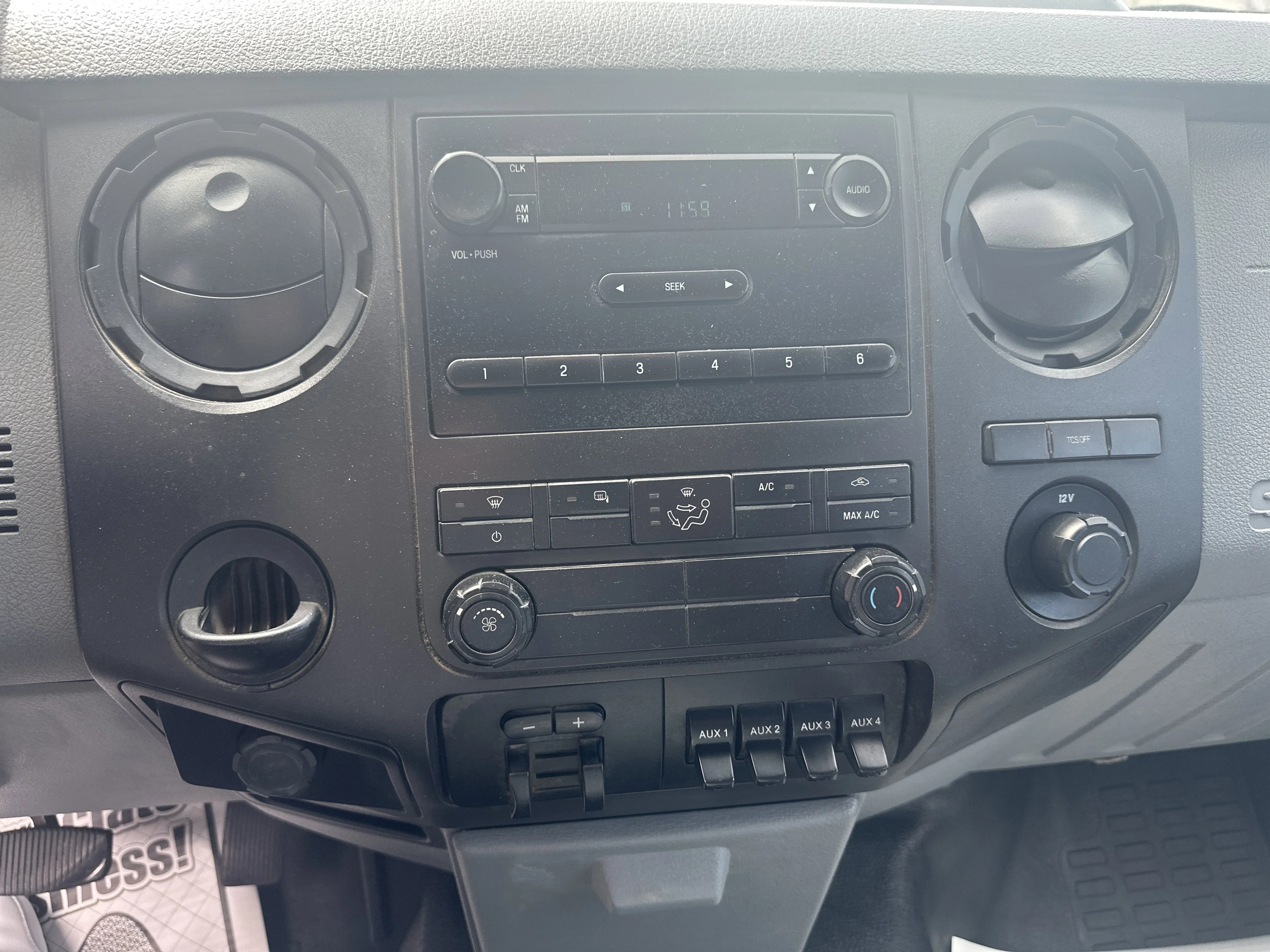 Used 2014  Ford  image 14