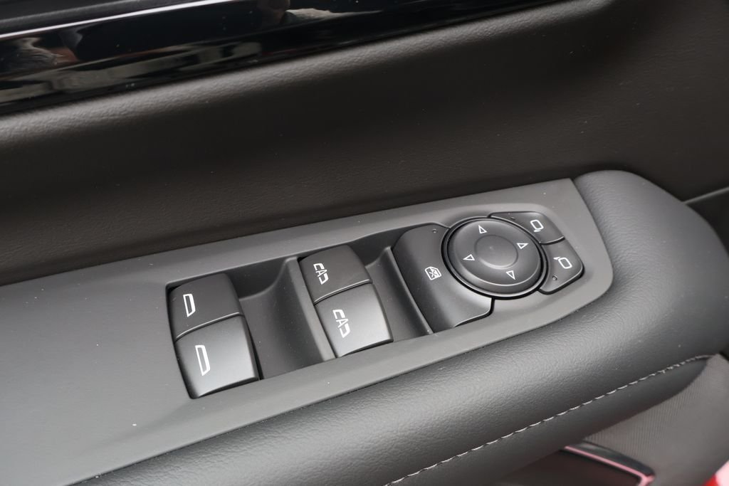 2026 Chevrolet Suburban LS - Photo 18