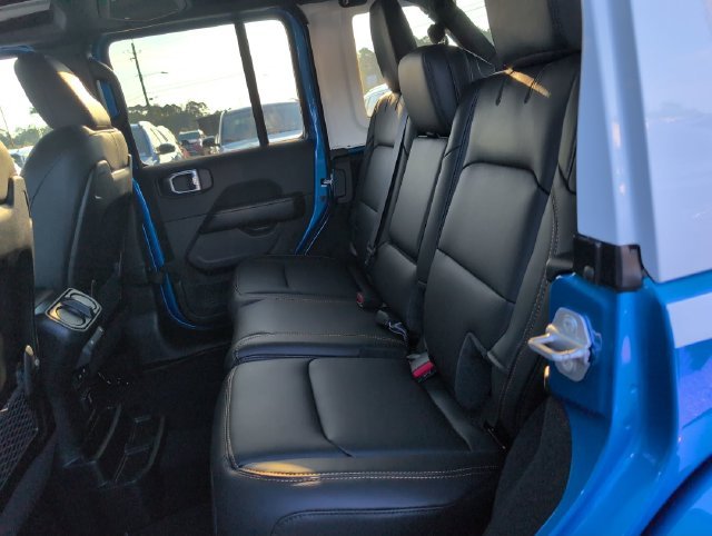 New 2027 Hydro Blue Pearlcoat Jeep Sahara image 27