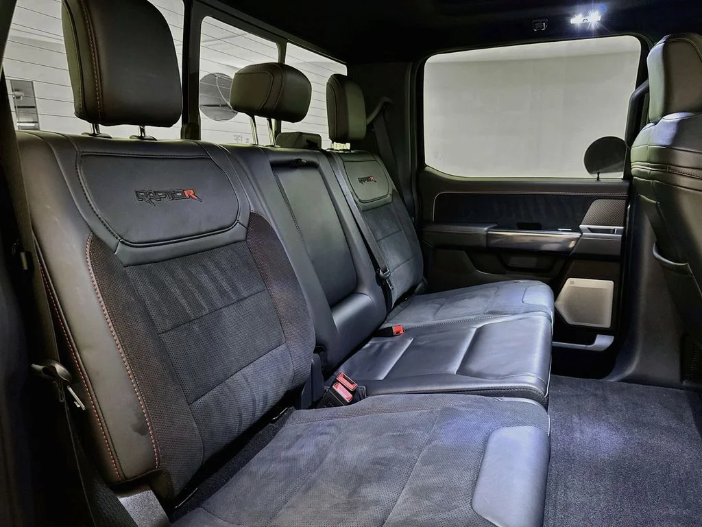 Used 2025 Gray Ford Raptor image 27
