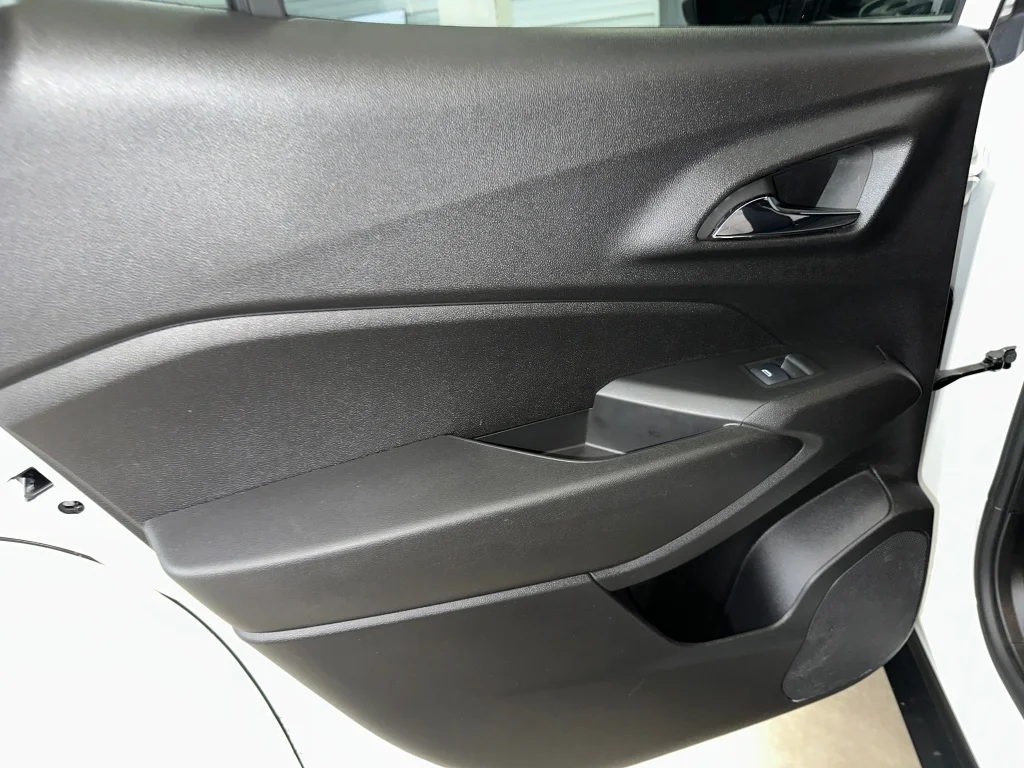 2024 Chevrolet Trax LS - Photo 16