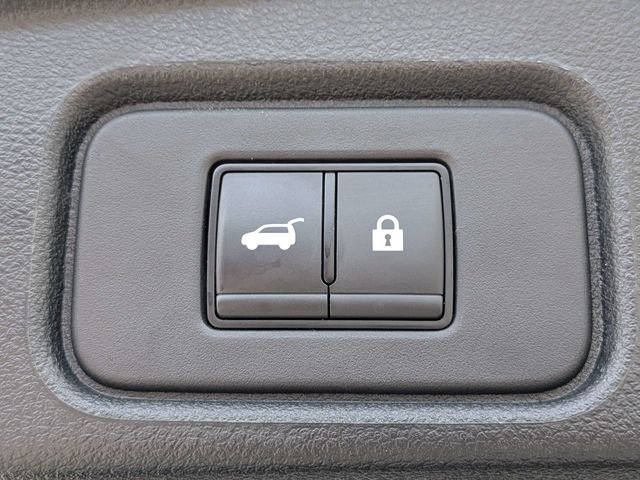 Used 2024 Beige Nissan Platinum image 13