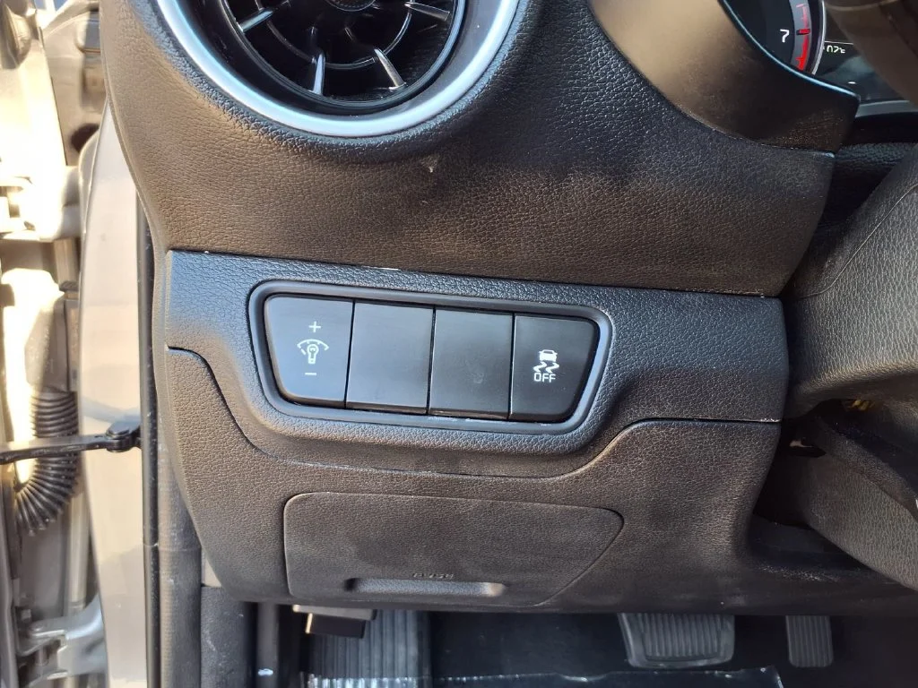 Certified Used 2023 Gray Kia LXS image 17