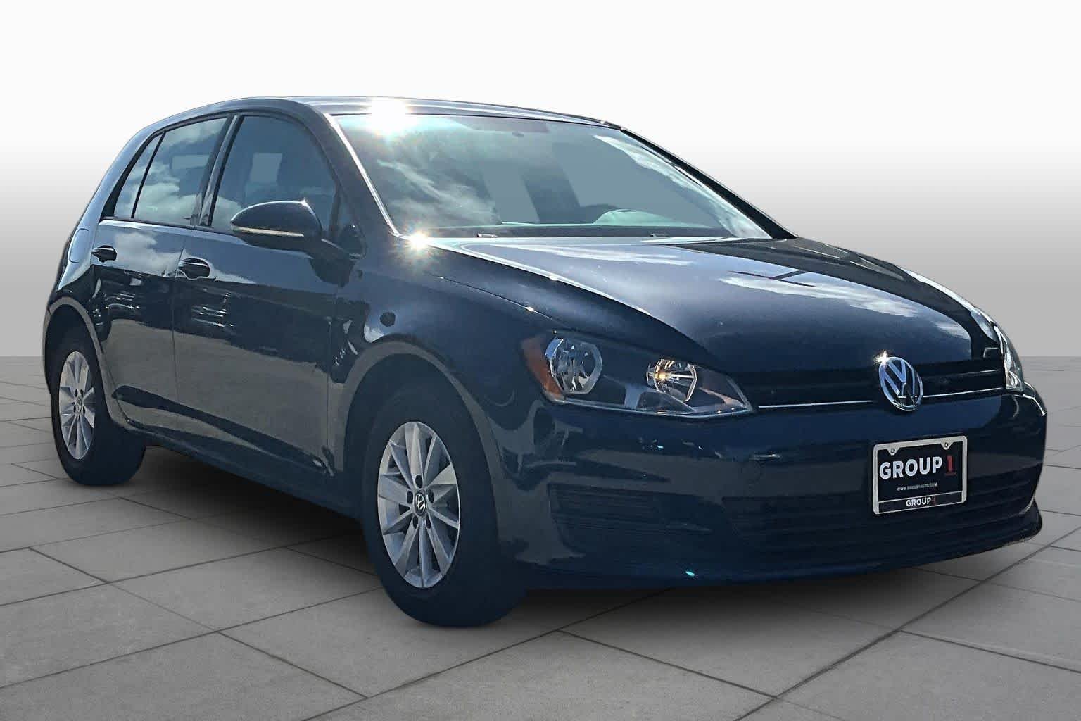 Used 2017 Night Blue Metallic Volkswagen S image 3
