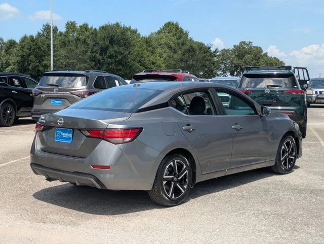 Used 2025 Gray Nissan SV image 5