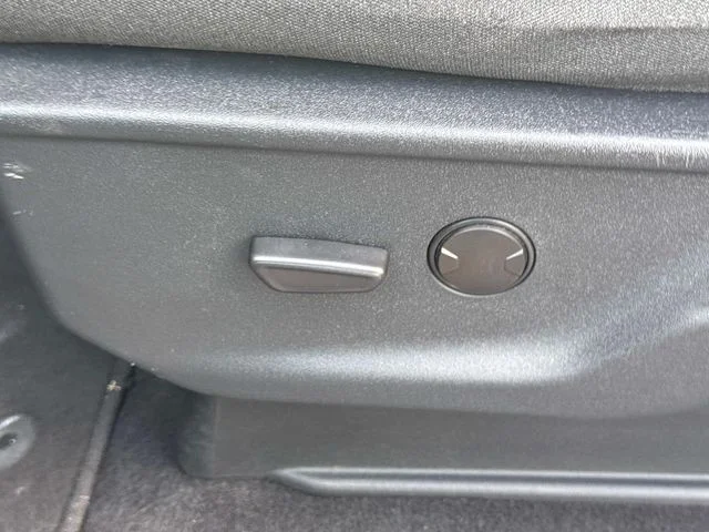 Used 2025 Black Ford XLT image 27