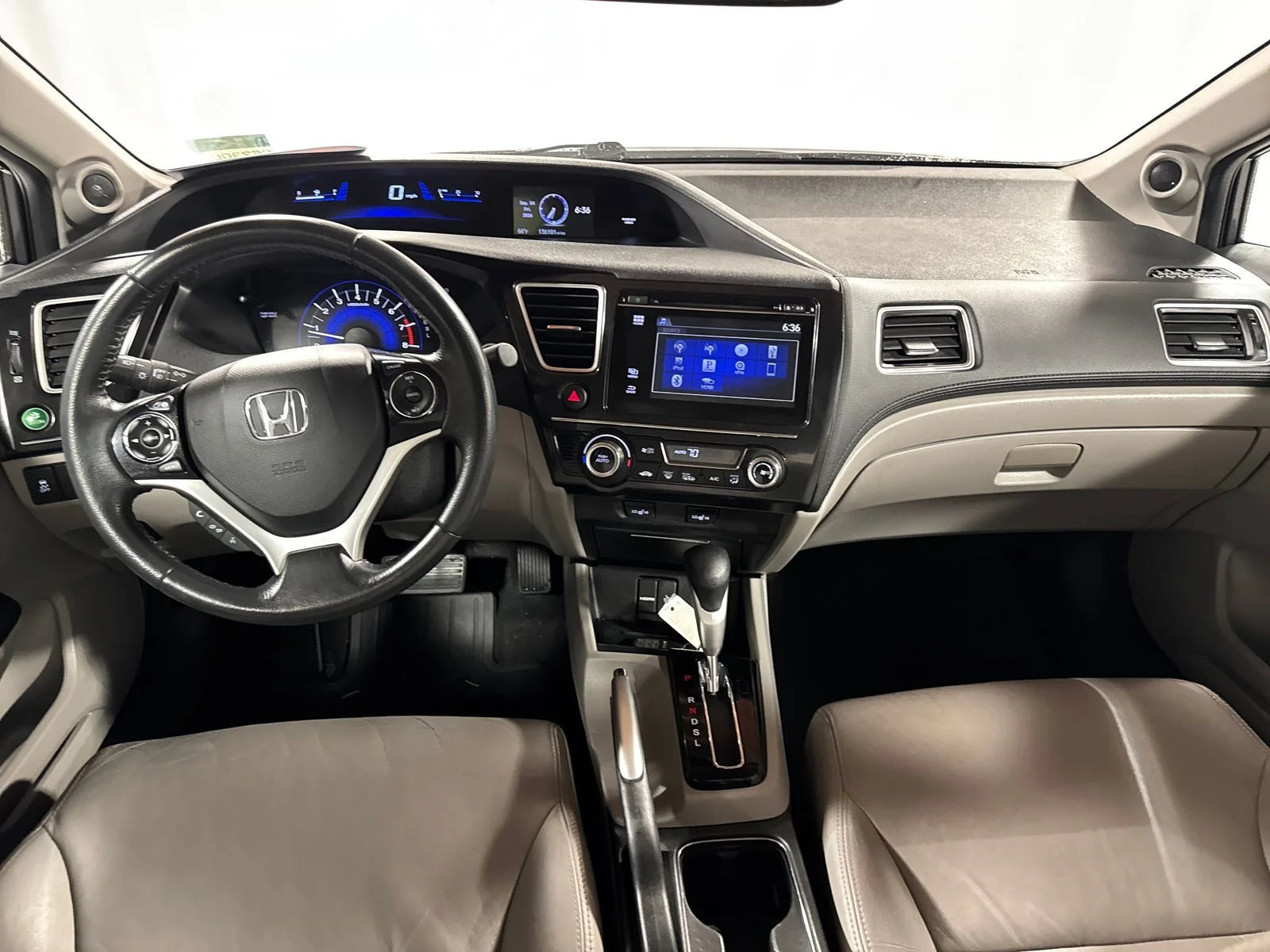 Used 2015 Modern Steel Metallic Honda EX-L image 4